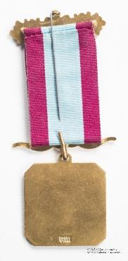 Знак Ложи 2371 Королевского старинного Ордена Буйвола в Гибралтаре