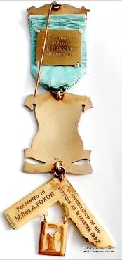 Знак Прошлого Досточтимого Мастера.