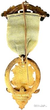 Знак RMIB 1919. STEWARD ROYAL MASONIC INSTITUTION FOR BOYS.  – Королевский Масонский институт для мальчиков.