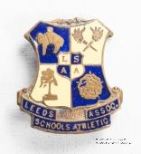 Знак Leeds Association of Schools Athletic