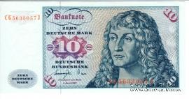 10 марок 1977 г.