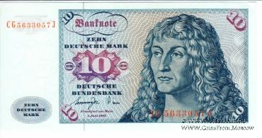 10 марок 1977 г.