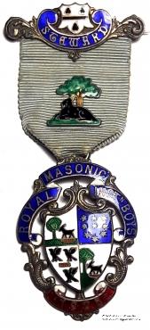 Знак RMIB 1925. STEWARD ROYAL MASONIC INSTITUTION FOR BOYS. – Королевский Масонский институт для мальчиков.