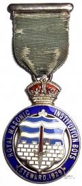 Знак RMIB 1929. STEWARD ROYAL MASONIC INSTITUTION FOR BOYS. – Королевский Масонский институт для мальчиков.