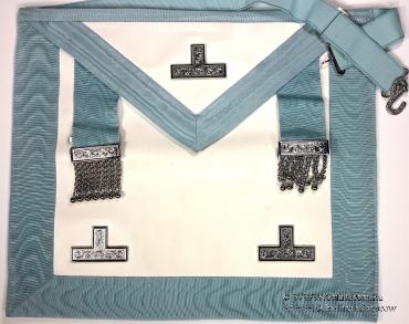 Запон прошлого Досточтимого Мастера Ложи.