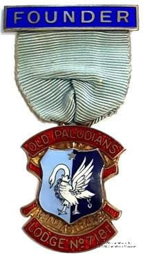 Знак основателя (FOUNDER).