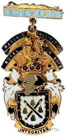 Знак RMIB 1957. STEWARD ROYAL MASONIC INSTITUTION FOR BOYS.  – Королевский Масонский институт для мальчиков.