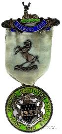 Знак RMIB 1910. STEWARD ROYAL MASONIC INSTITUTION FOR BOYS. – Королевский Масонский институт для мальчиков.